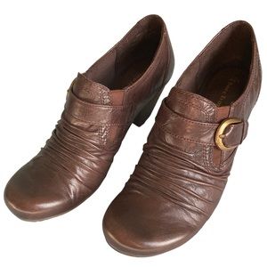 BareTraps Tamra Brown Leather Ankle Boots Size 9M
